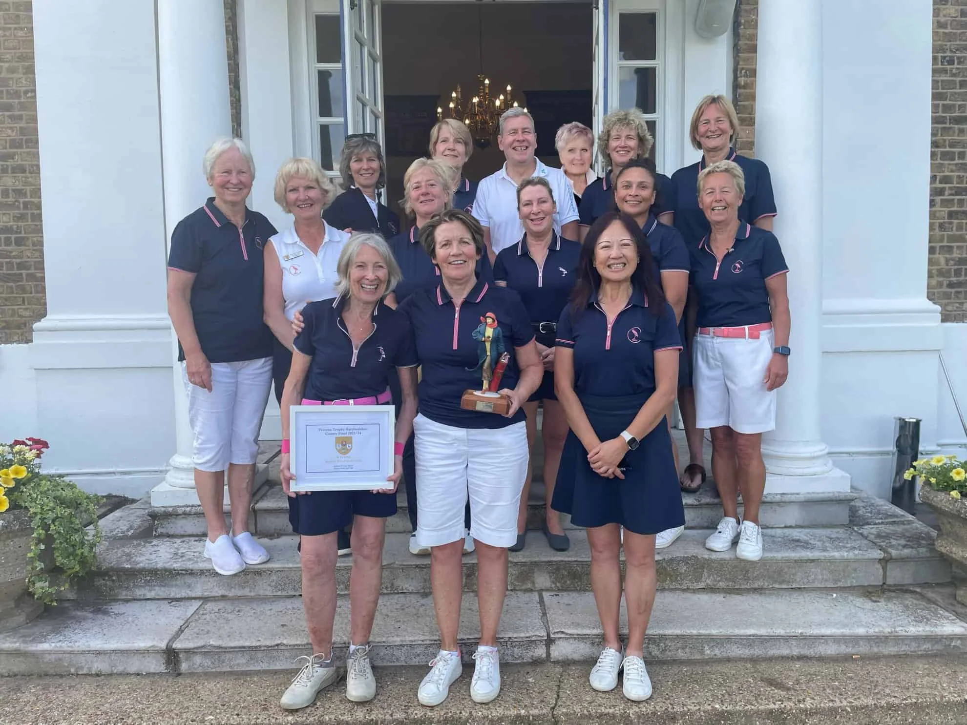 Hadley Wood win Herts Pearson Trophy Final