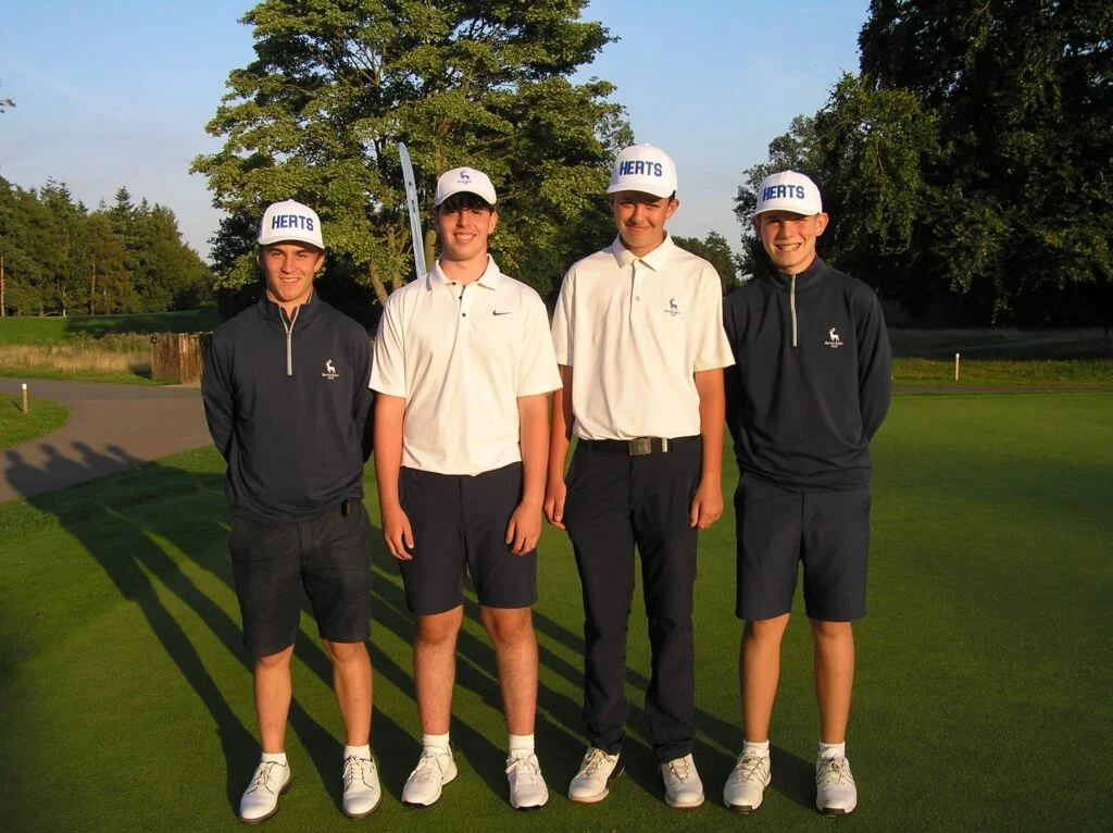 Pic 2 Debutants Royal Norwich 002 1024x766